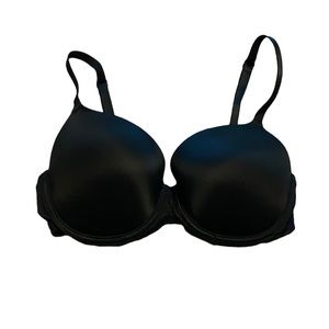 Black PINK Victoria’s Secret Bra